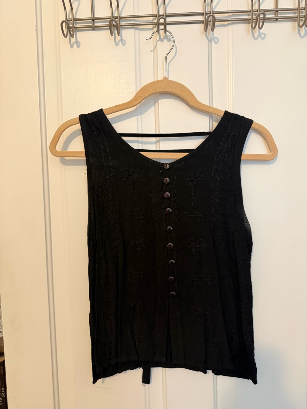 Black Button-Front Textured Tank Top